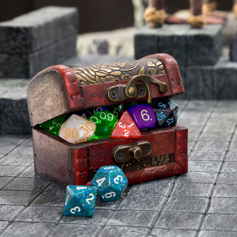 Small trunk with Dungeons & Dragons dice